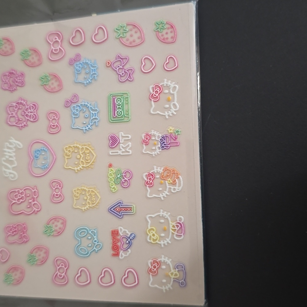 Hello Kitty nail Stickers - Picture 2 of 3